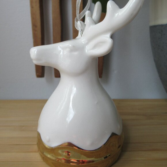 Porcelaine Christmas Tree Decor + Bell Deer - Picture 3 of 12
